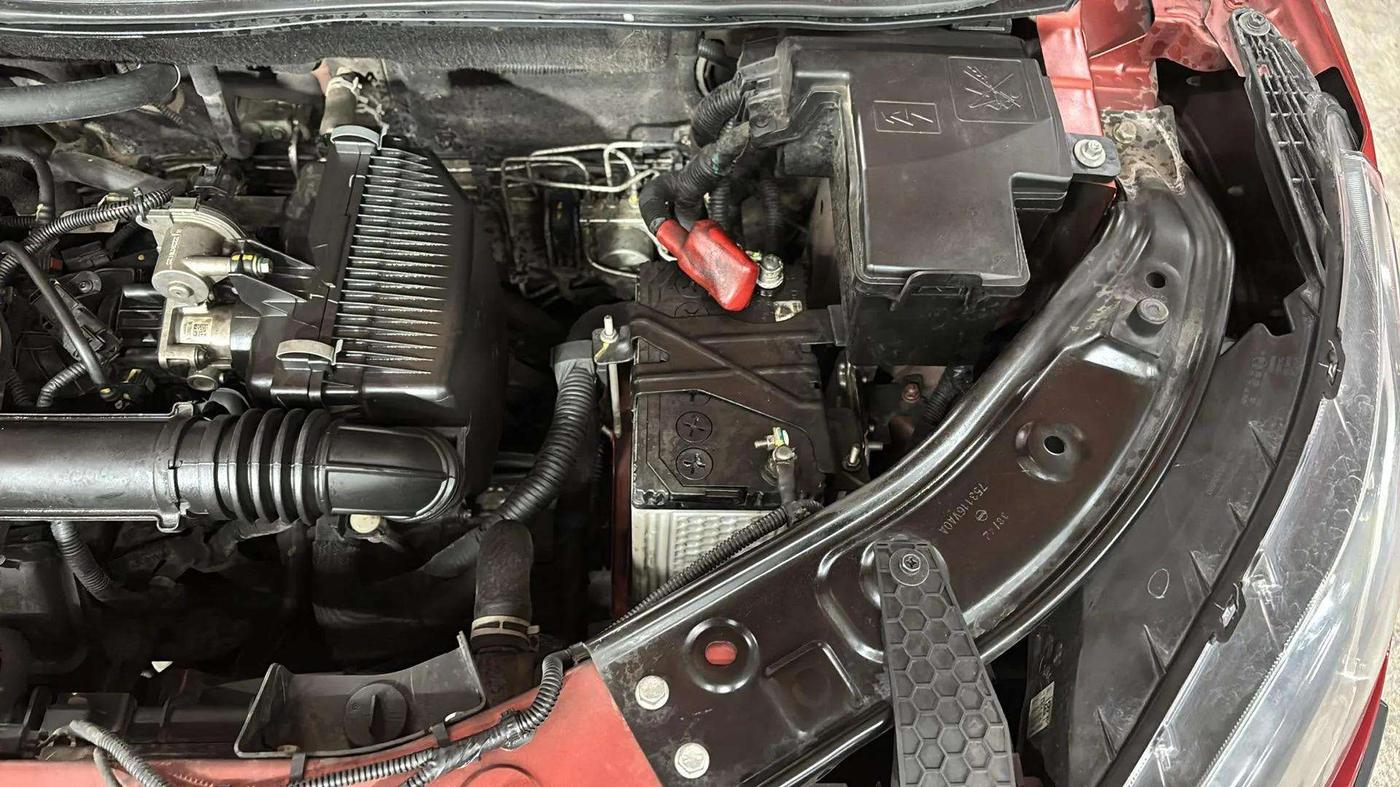 2022 Nissan MAGNITE XV MT, Petrol, Manual, 20,821 km, Engine View - Left