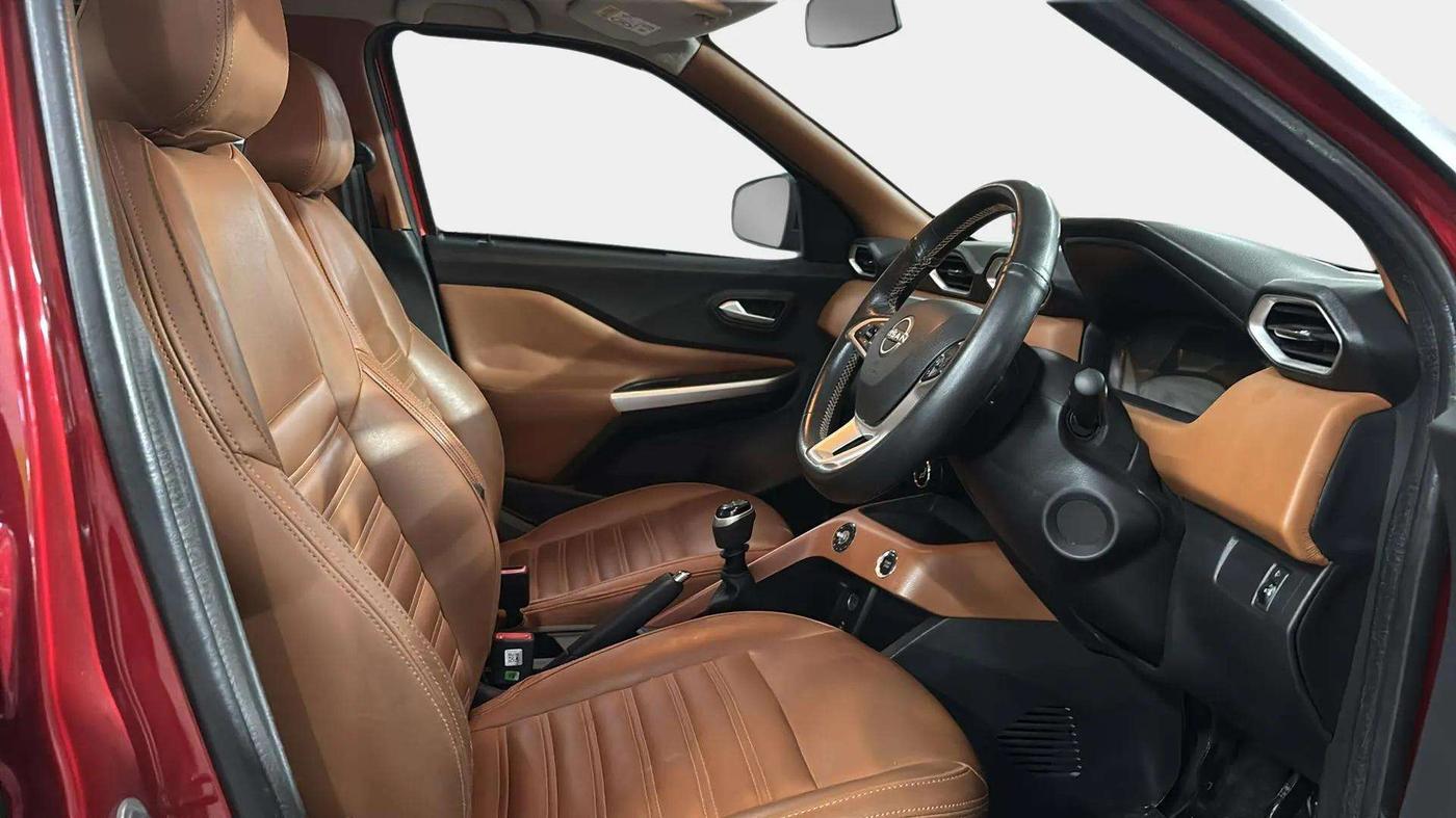 2022 Nissan MAGNITE XV MT, Petrol, Manual, 20,821 km, Right Side Front Door Cabin
