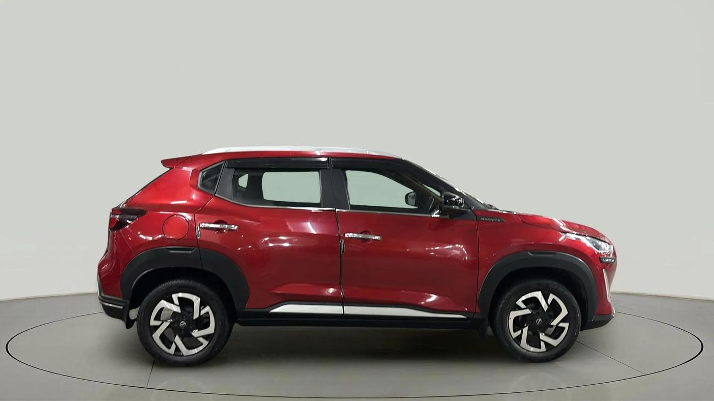 2022 Nissan MAGNITE XV MT, Petrol, Manual, 20,821 km, Right Side View