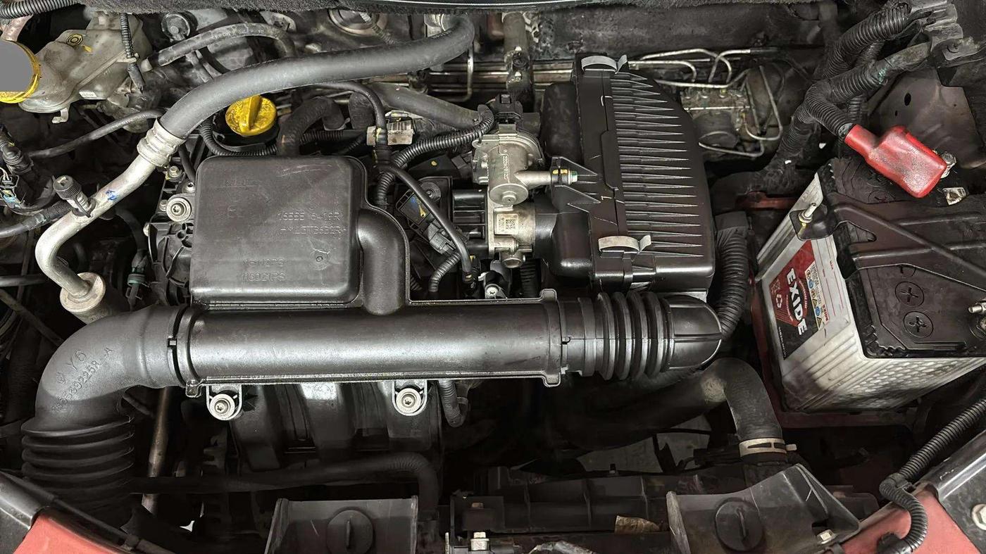 2022 Nissan MAGNITE XV MT, Petrol, Manual, 20,821 km, Engine View
