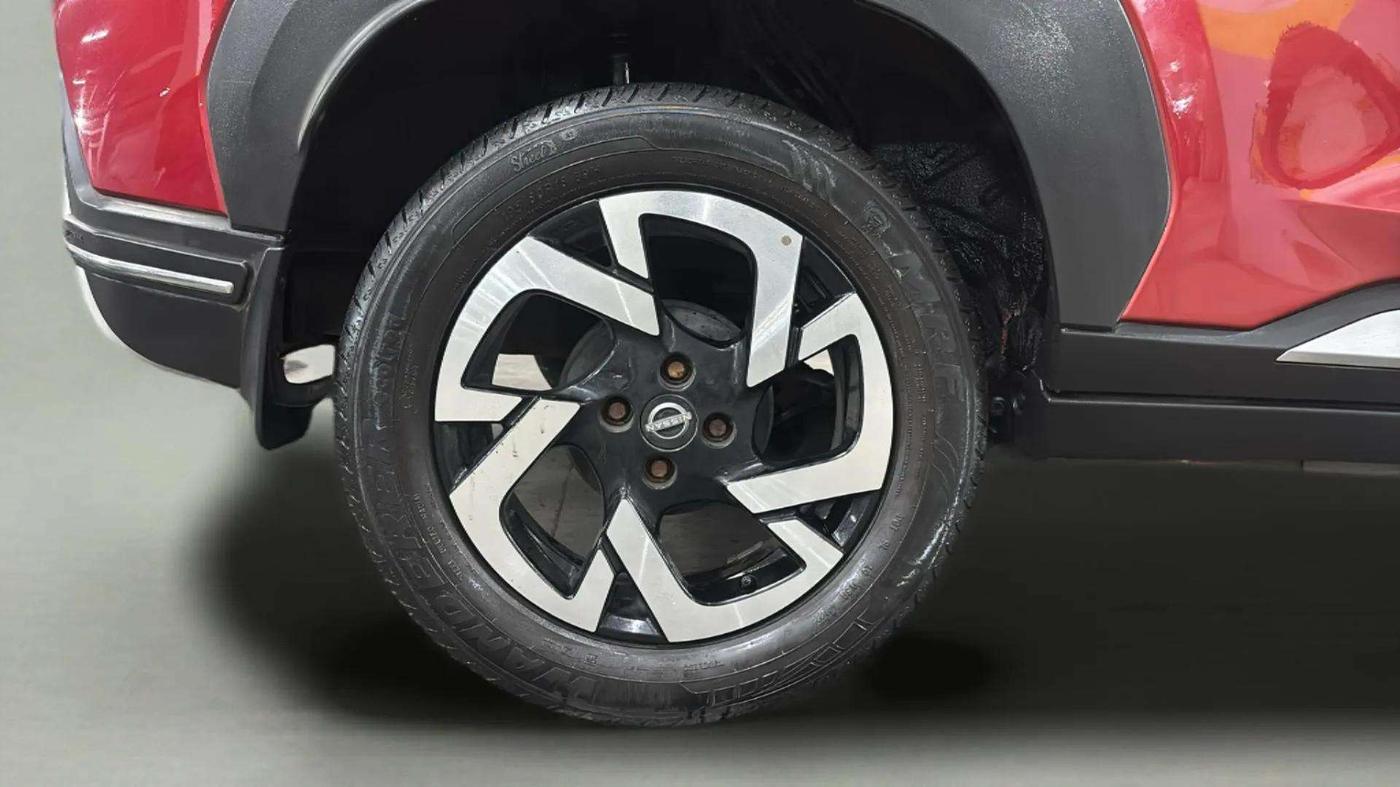 2022 Nissan MAGNITE XV MT, Petrol, Manual, 20,821 km, Right Rear Wheel