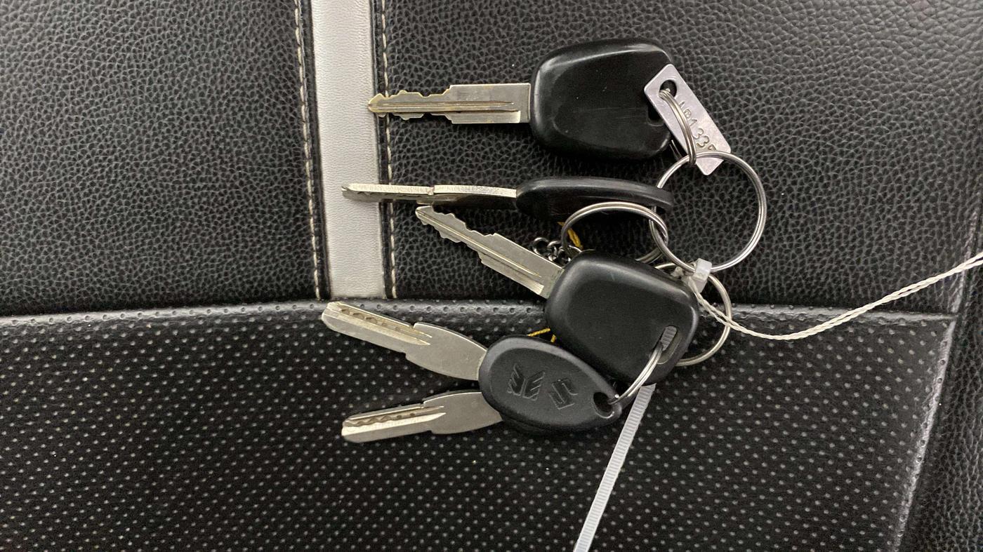 2019 Maruti Alto LXI, Petrol, Manual, 19,960 km, Key Close Up