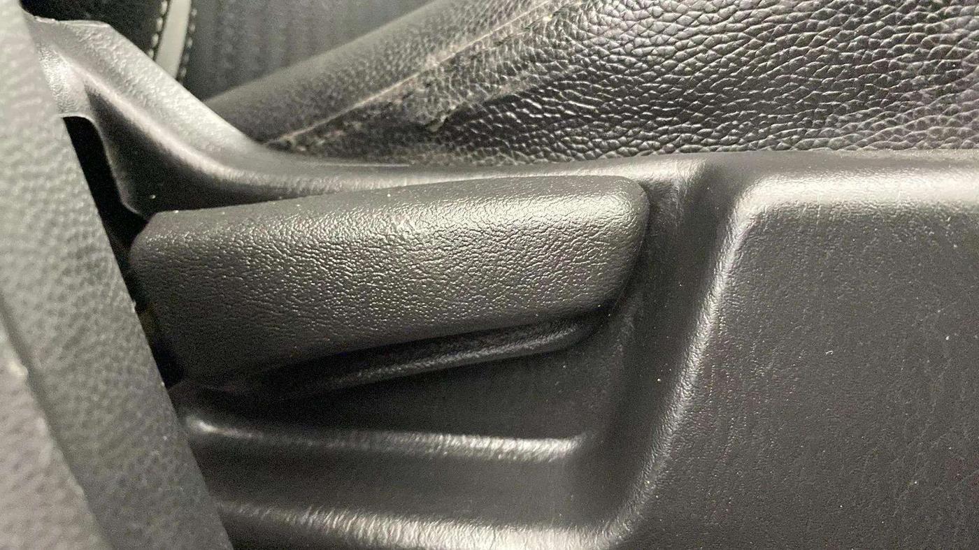 2019 Maruti Alto LXI, Petrol, Manual, 19,960 km, Driver Side Adjustment Panel