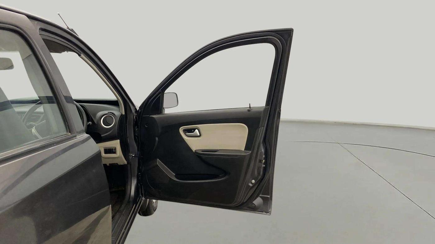 2019 Maruti Alto LXI, Petrol, Manual, 19,960 km, RHS Front Door