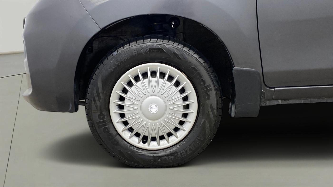 2019 Maruti Alto LXI, Petrol, Manual, 19,960 km, Left Front Wheel