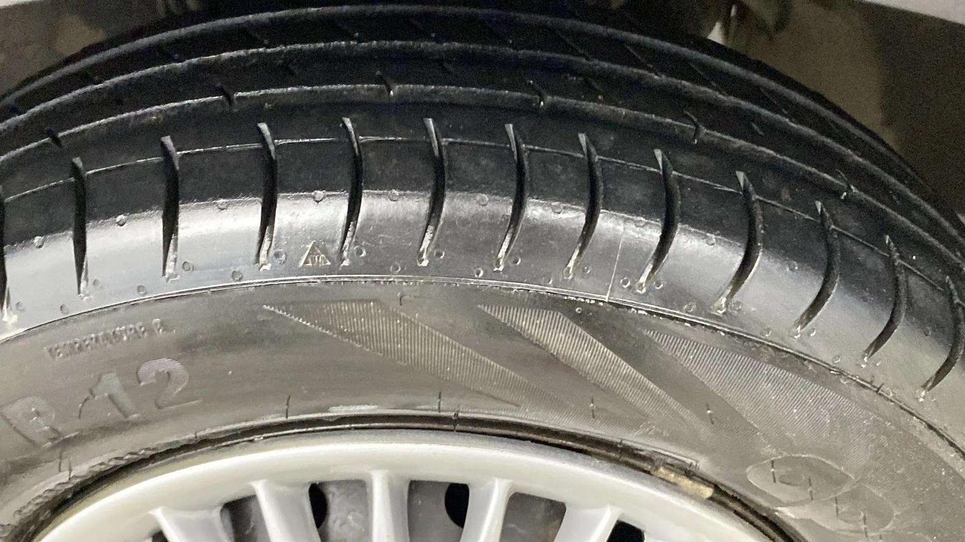 2019 Maruti Alto LXI, Petrol, Manual, 19,960 km, Left Rear Tyre Tread