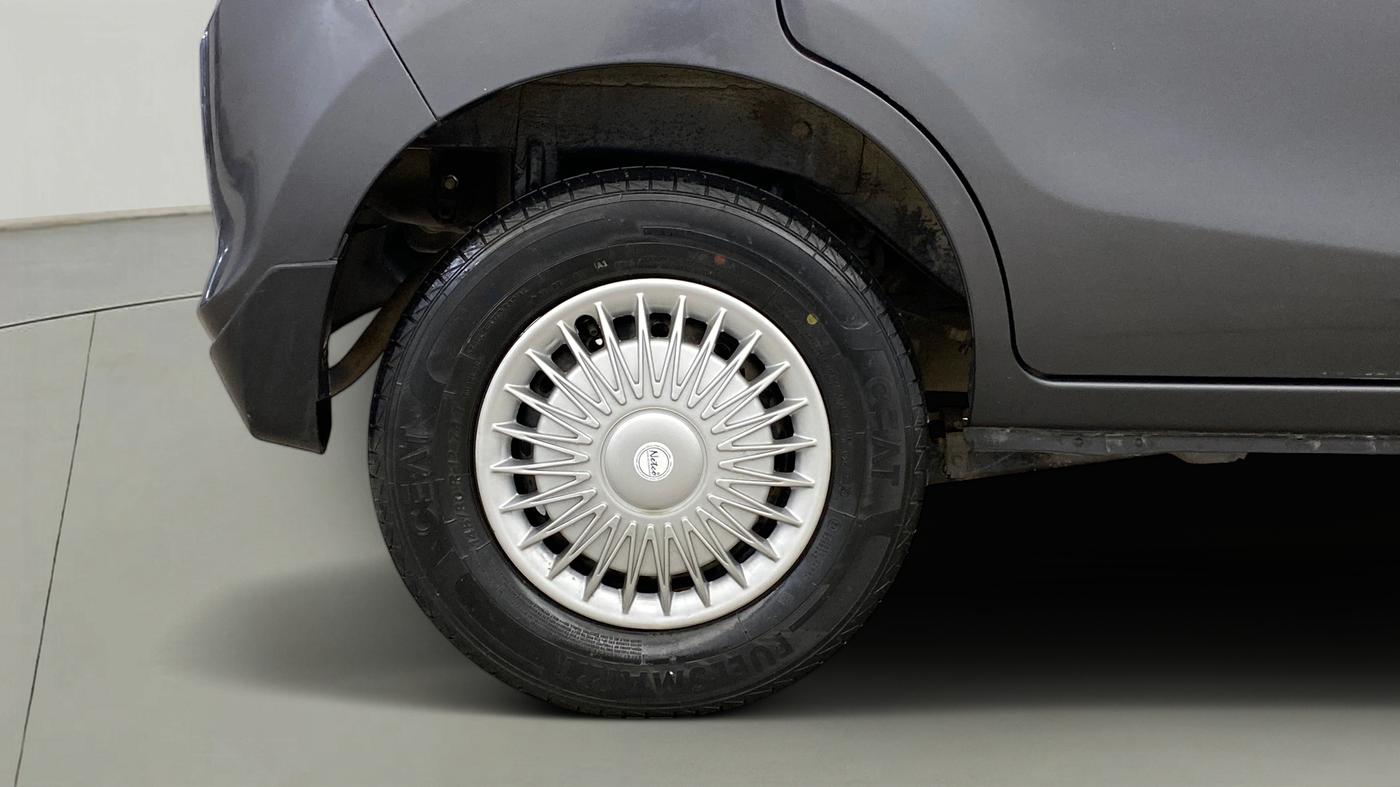 2019 Maruti Alto LXI, Petrol, Manual, 19,960 km, Right Rear Wheel