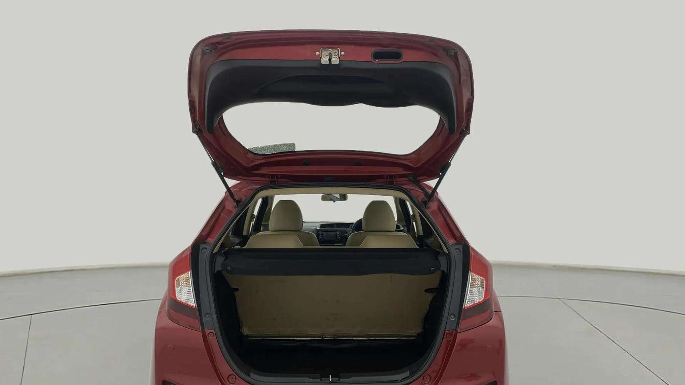 2018 Honda Jazz 1.2L I-VTEC V CVT, Petrol, Automatic, 54,354 km, Boot Door Open