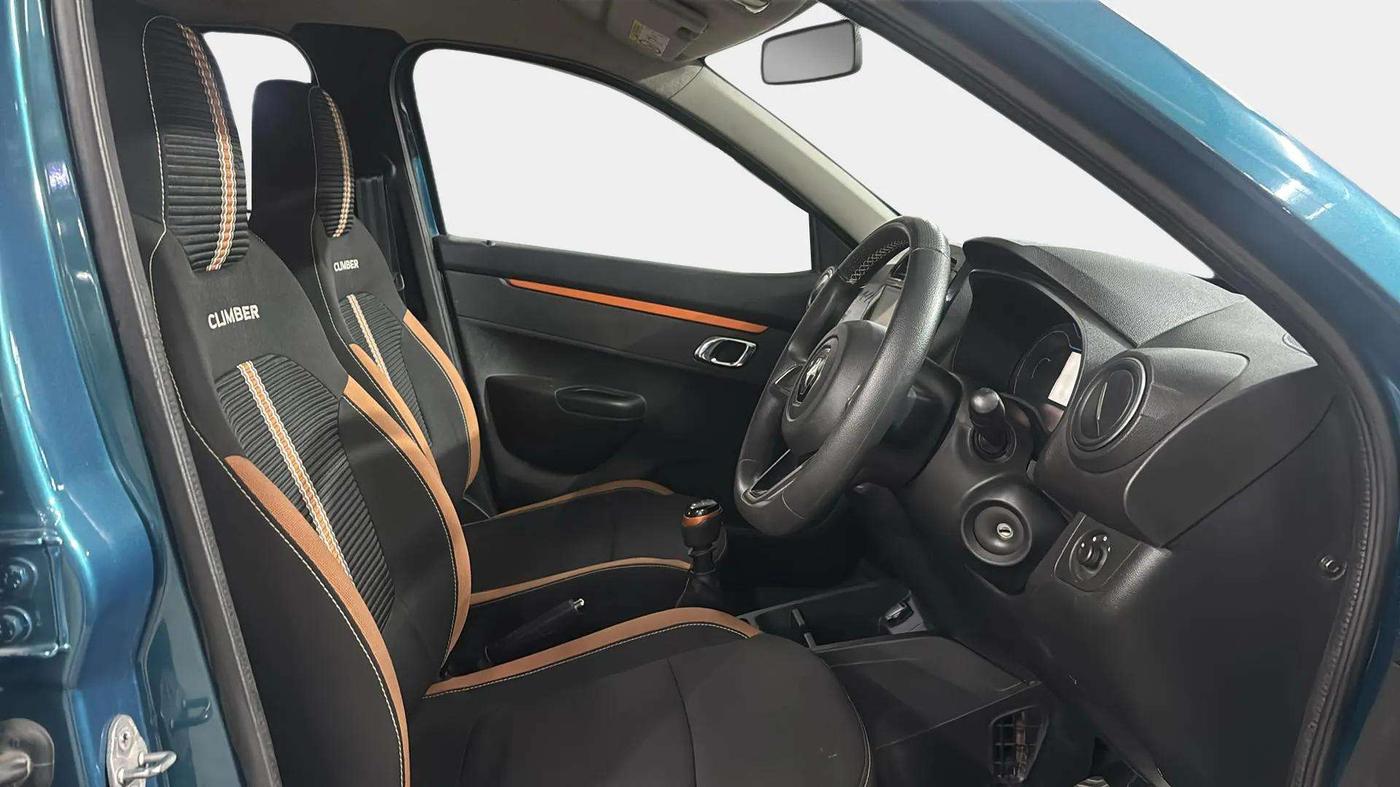 2021 Renault Kwid CLIMBER 1.0 (O), Petrol, Manual, 19,442 km, Right Side Front Door Cabin