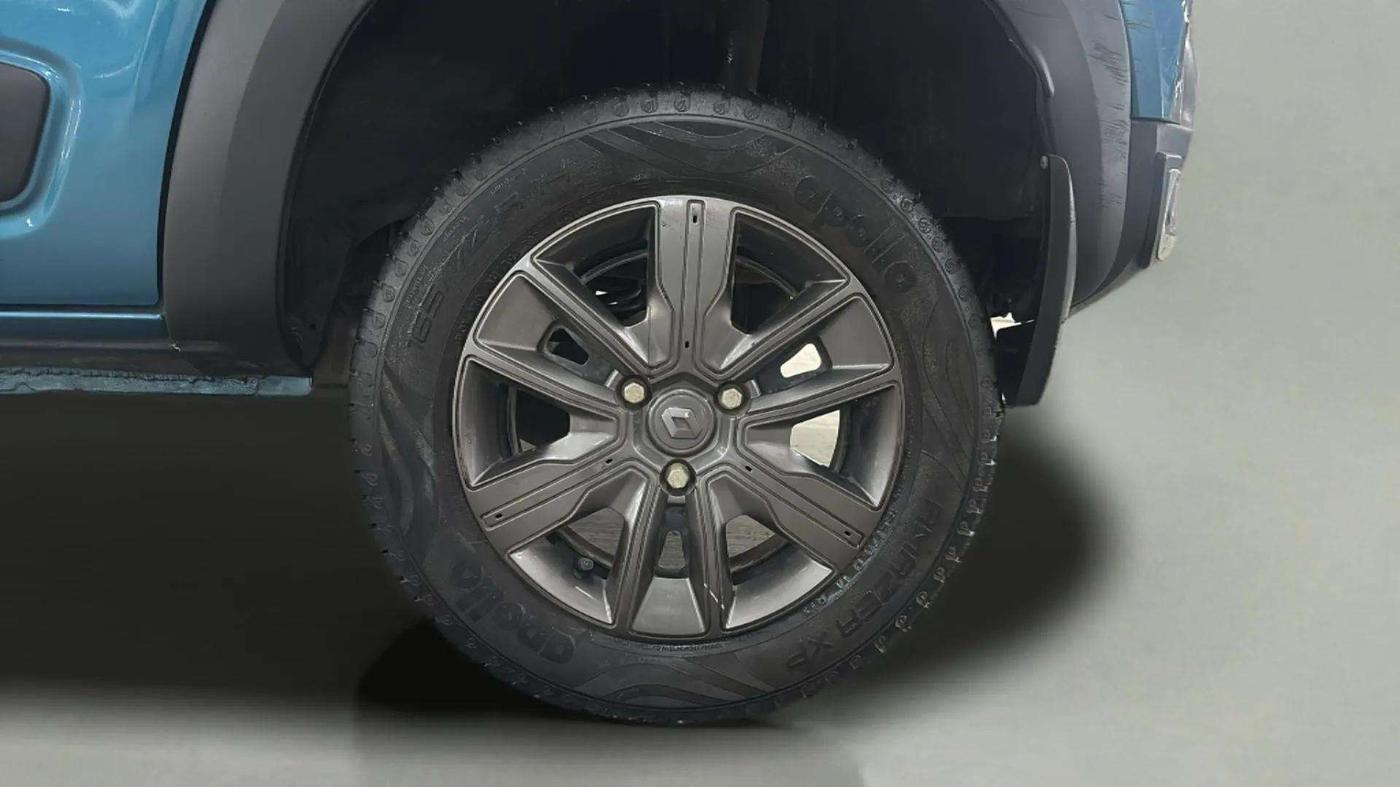 2021 Renault Kwid CLIMBER 1.0 (O), Petrol, Manual, 19,442 km, Left Rear Wheel