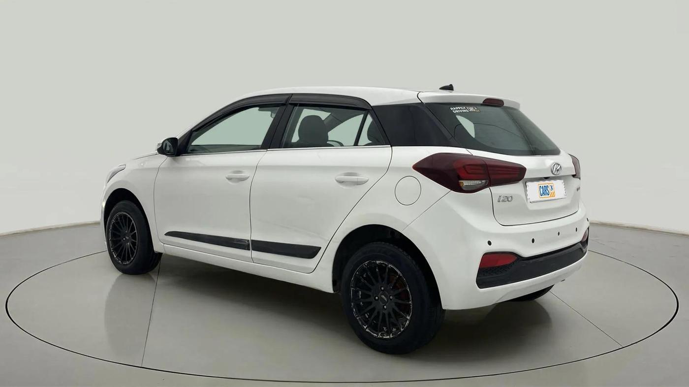 2020 Hyundai Elite i20 SPORTZ PLUS 1.2, Petrol, Manual, 52,239 km, Left Back Diagonal