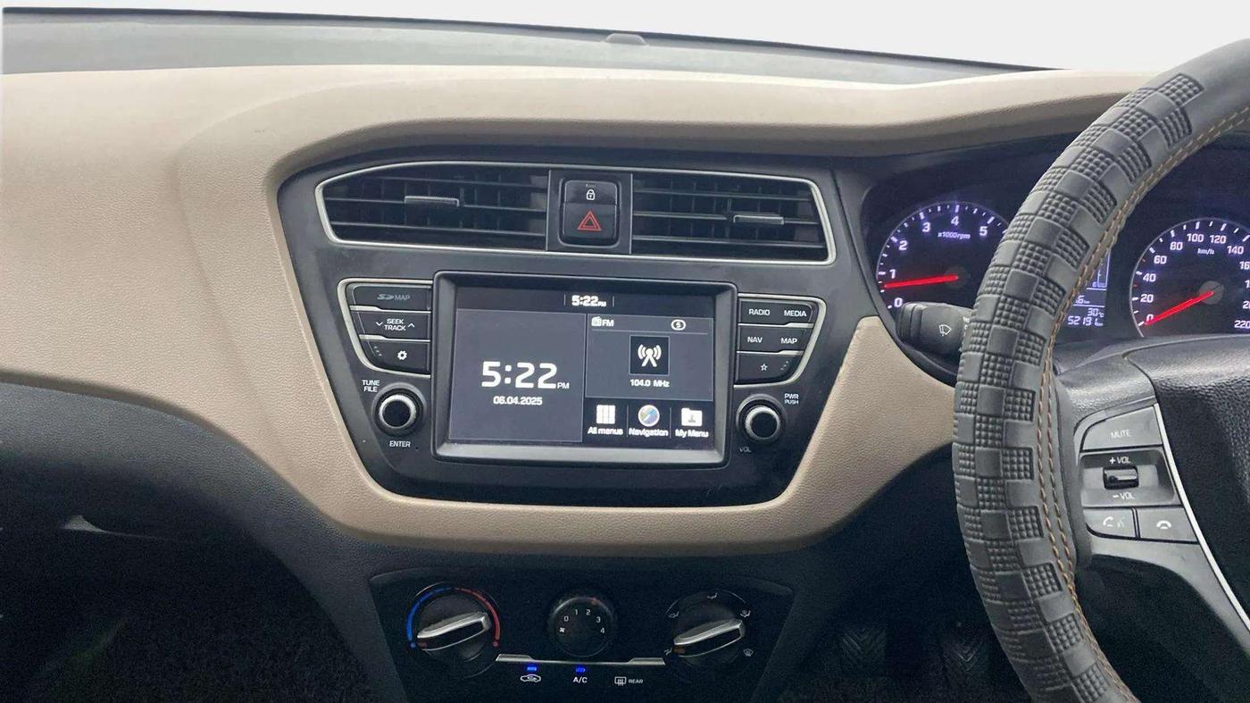 2020 Hyundai Elite i20 SPORTZ PLUS 1.2, Petrol, Manual, 52,239 km, Air Conditioner