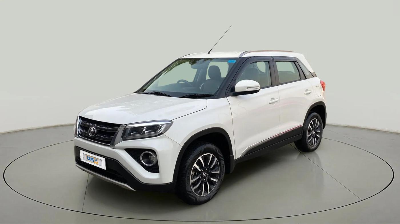 2022 Toyota URBAN CRUISER PREMIUM GRADE AT, Petrol, Automatic, 7,969 km, Left Front Diagonal