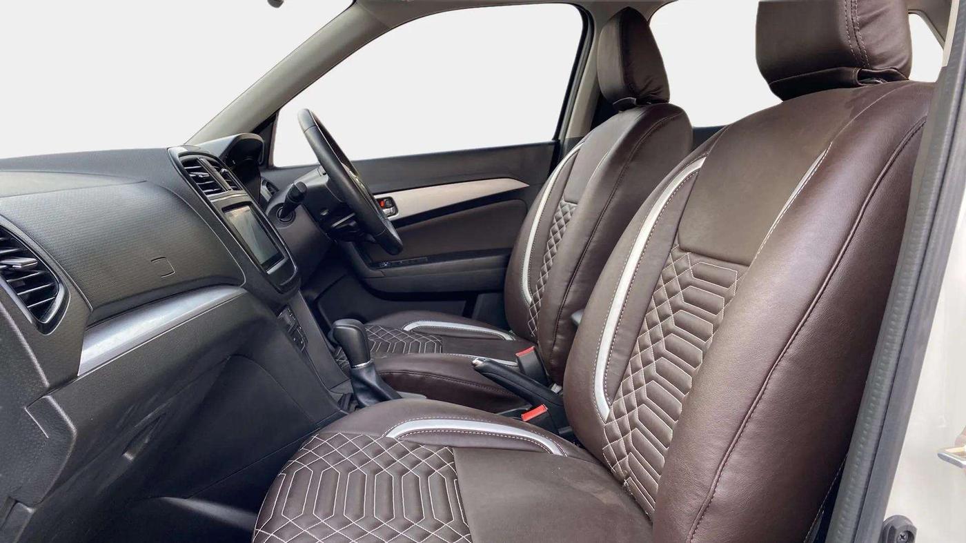 2022 Toyota URBAN CRUISER PREMIUM GRADE AT, Petrol, Automatic, 7,969 km, Right Side Front Door Cabin