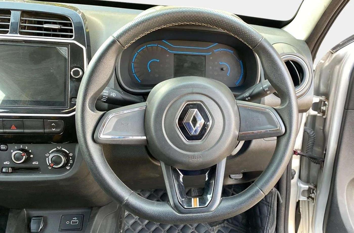 2022 Renault Kwid CLIMBER AMT 1.0, Petrol, Automatic, 33,800 km, Steering Wheel Close Up