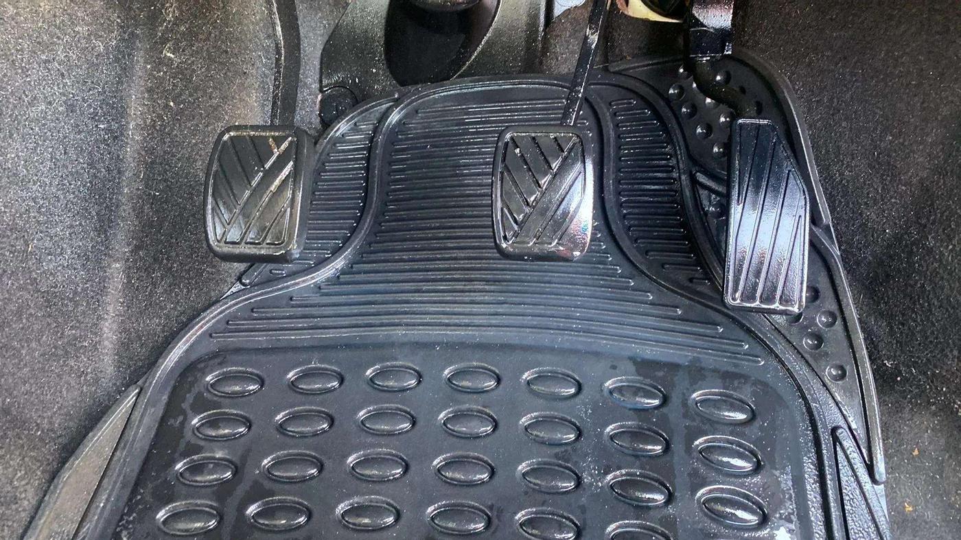 2021 Maruti IGNIS SIGMA 1.2, Petrol, Manual, 69,217 km, Pedals