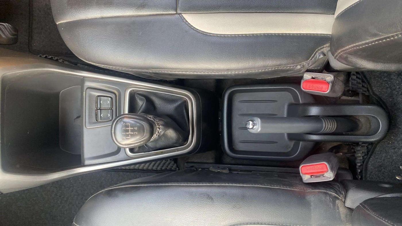 2020 Datsun Redi Go T(O), Petrol, Manual, 84,521 km, Gear Lever