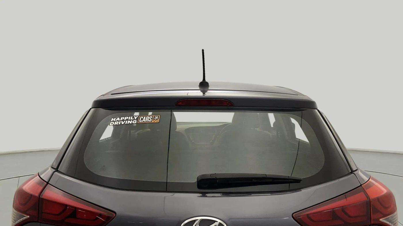 2016 Hyundai Elite i20 ASTA 1.2 (O), Petrol, Manual, 82,629 km, Rear Windshield