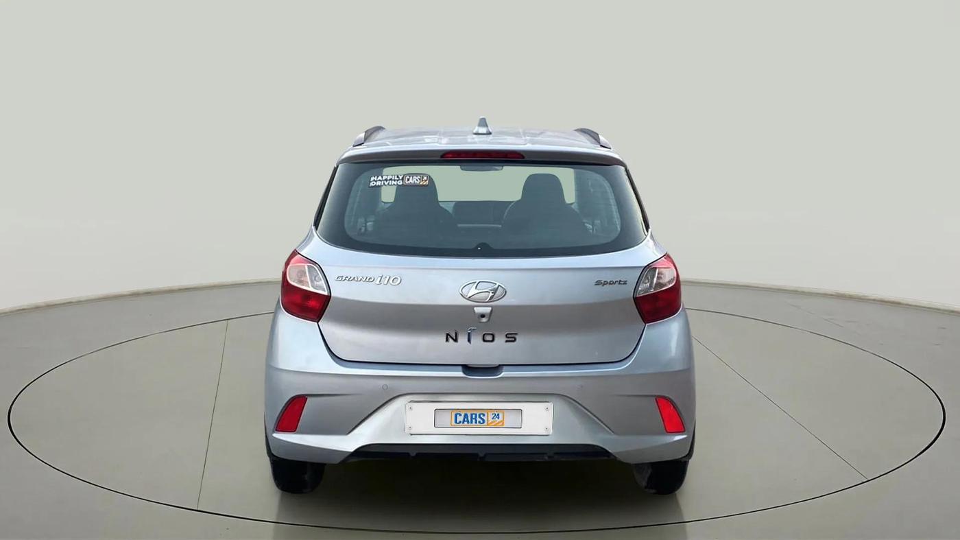 2020 Hyundai GRAND I10 NIOS SPORTZ 1.2 KAPPA VTVT, Petrol, Manual, 33,145 km, Back/Rear