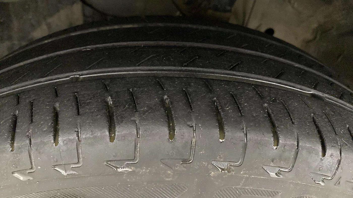 2018 Honda Amaze 1.2L I-VTEC S, Petrol, Manual, 73,947 km, Left Front Tyre Tread