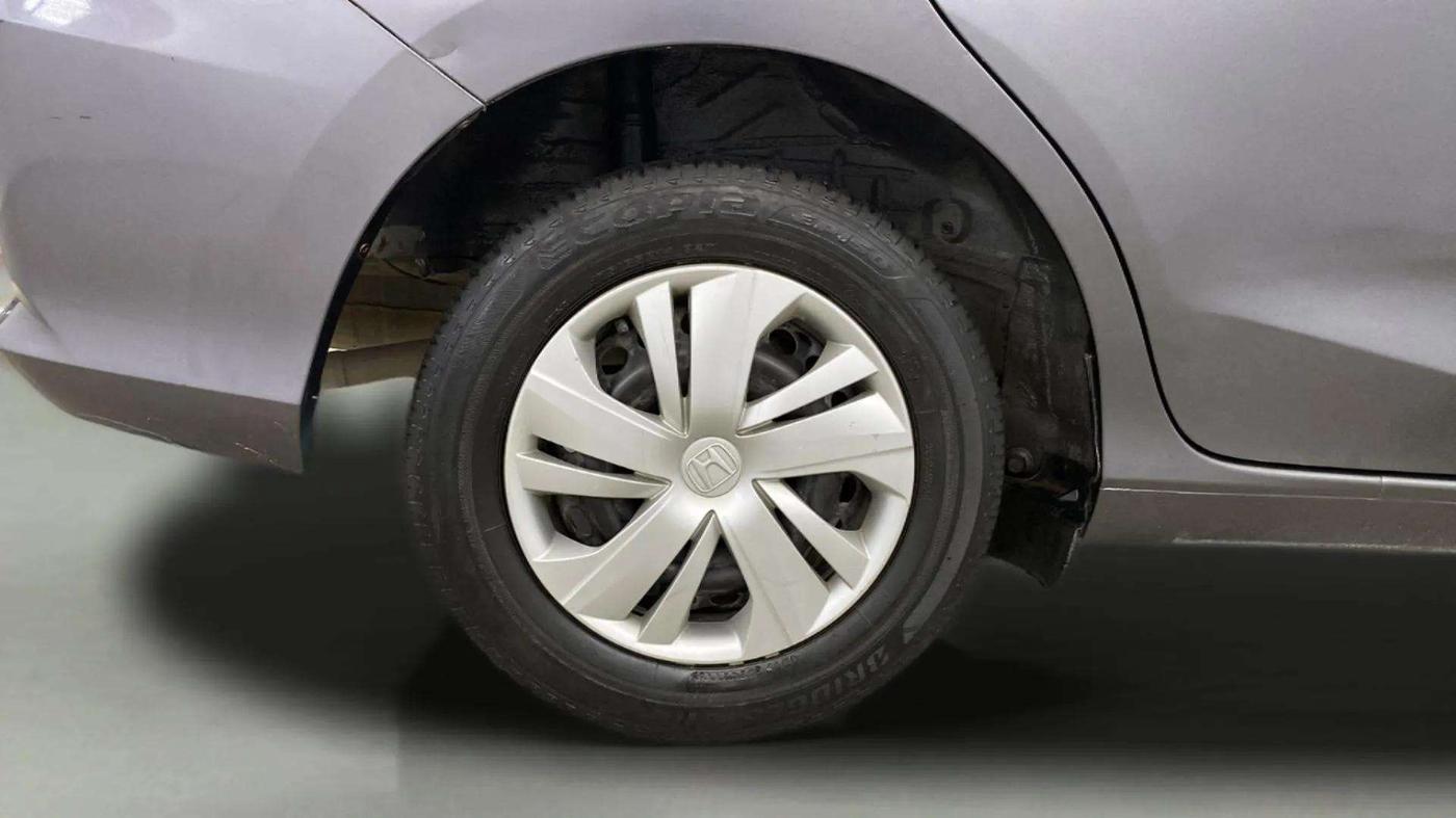 2018 Honda Amaze 1.2L I-VTEC S, Petrol, Manual, 73,947 km, Right Rear Wheel