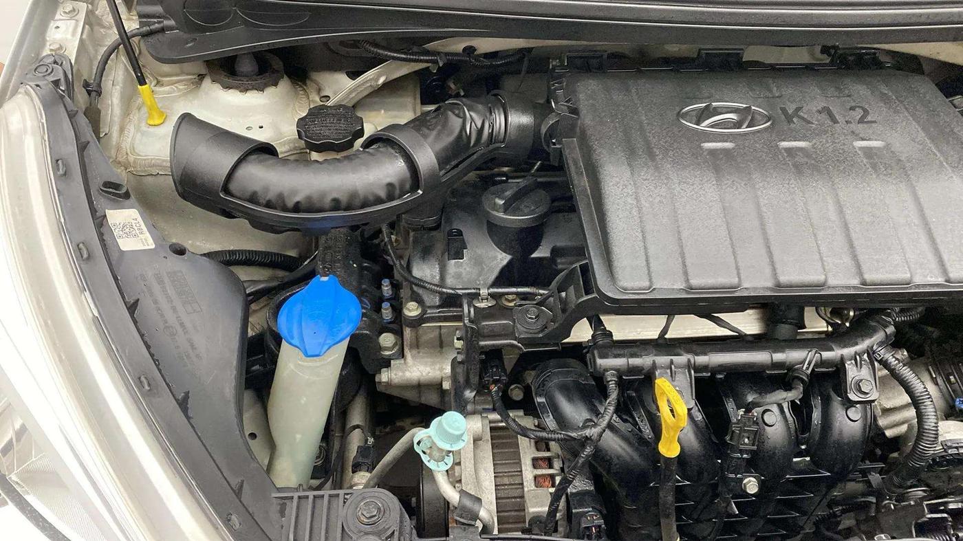 2018 Hyundai Grand i10 SPORTZ AT 1.2 KAPPA VTVT, Petrol, Automatic, 34,854 km, Engine View - Right