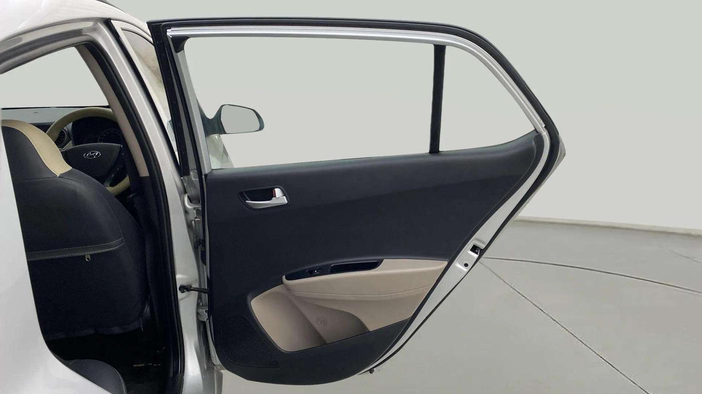 2018 Hyundai Grand i10 SPORTZ AT 1.2 KAPPA VTVT, Petrol, Automatic, 34,854 km, RHS Rear Door