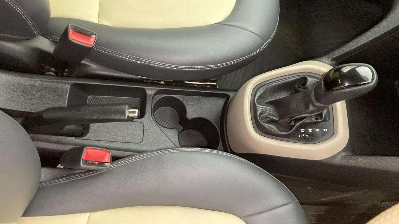 2018 Hyundai Grand i10 SPORTZ AT 1.2 KAPPA VTVT, Petrol, Automatic, 34,854 km, Gear Lever