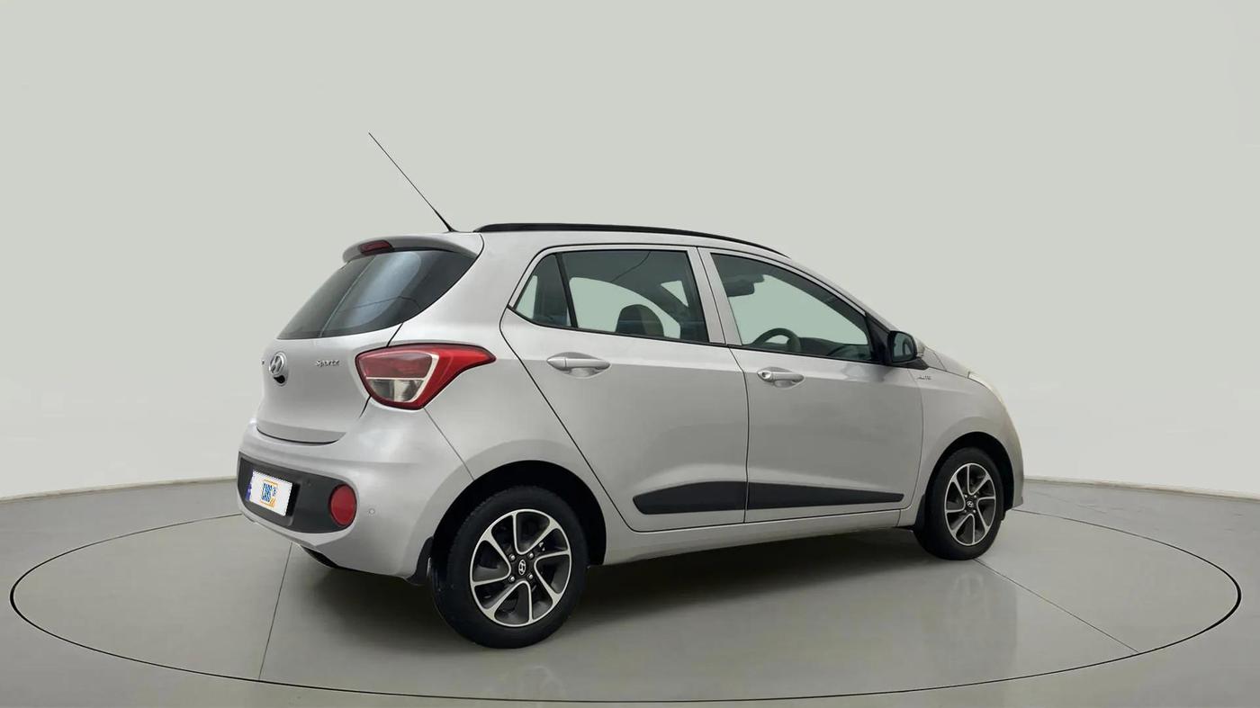 2018 Hyundai Grand i10 SPORTZ AT 1.2 KAPPA VTVT, Petrol, Automatic, 34,854 km, Right Back Diagonal