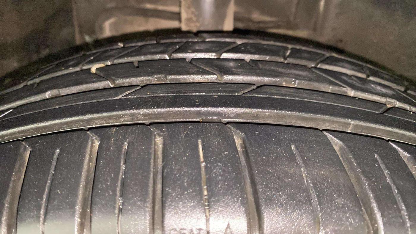 2018 Tata NEXON XZA PLUS DIESEL, Diesel, Automatic, 56,741 km, Right Front Tyre Tread