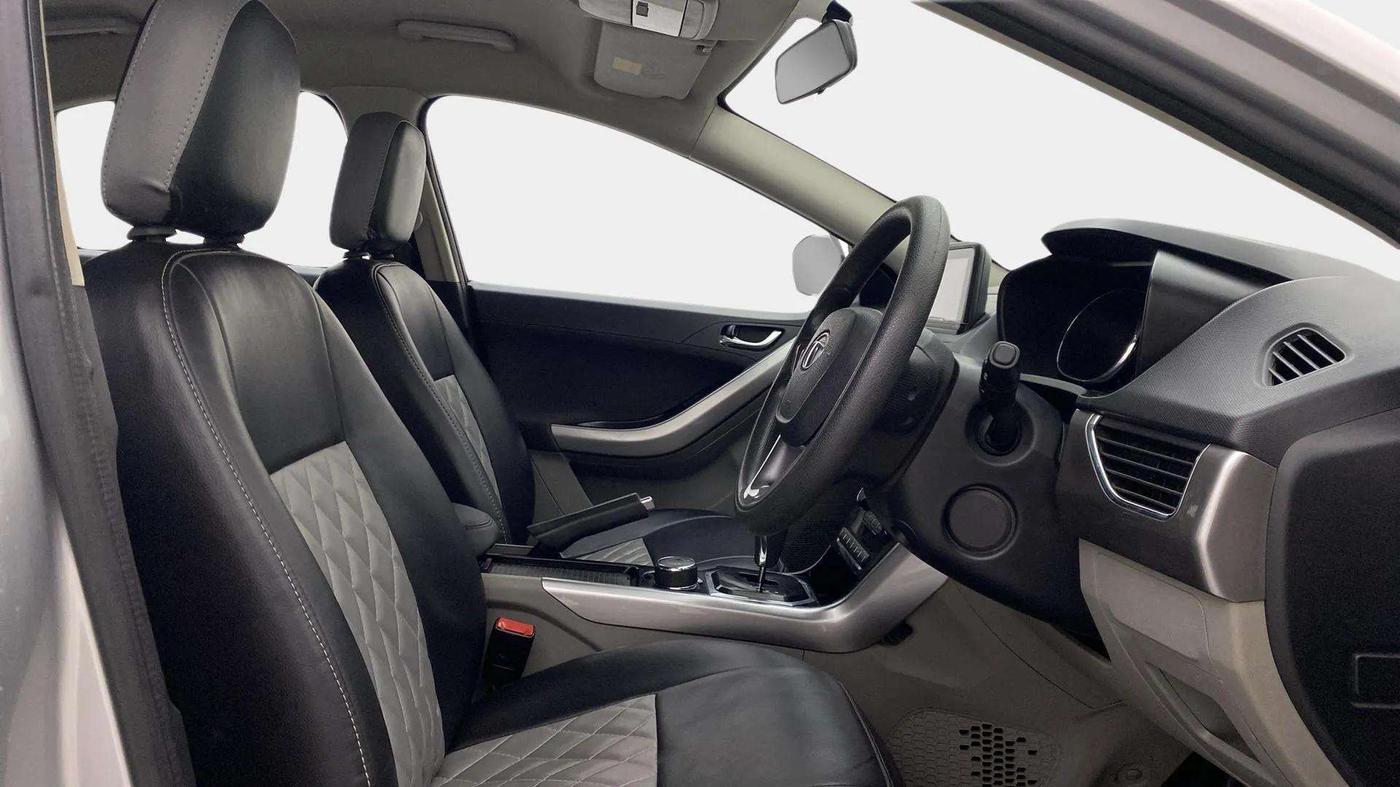 2018 Tata NEXON XZA PLUS DIESEL, Diesel, Automatic, 56,741 km, Right Side Front Door Cabin