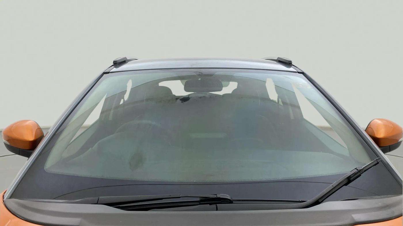 2018 Tata NEXON XZA PLUS DIESEL DUAL TONE, Diesel, Automatic, 54,618 km, Front Windshield