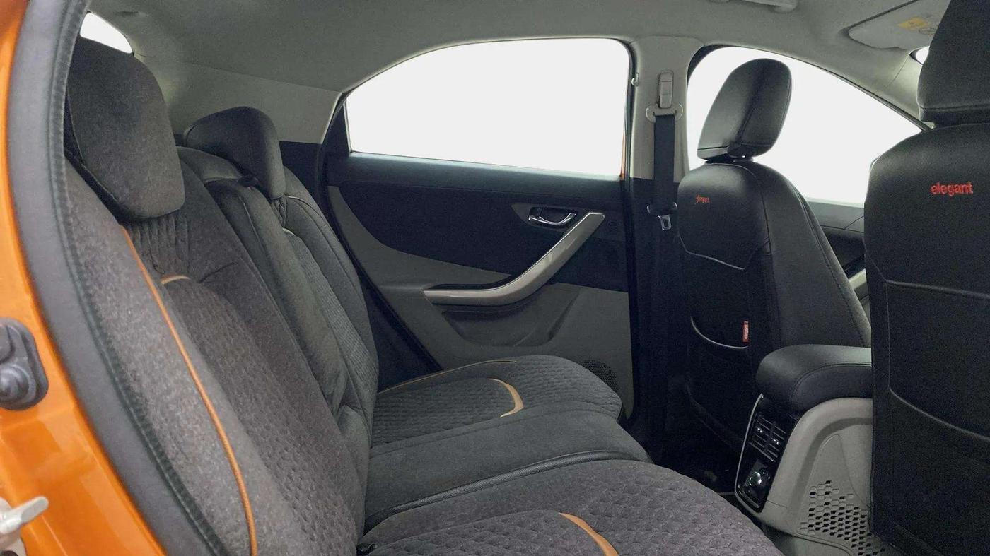2018 Tata NEXON XZA PLUS DIESEL DUAL TONE, Diesel, Automatic, 54,618 km, Right Side Rear Door Cabin