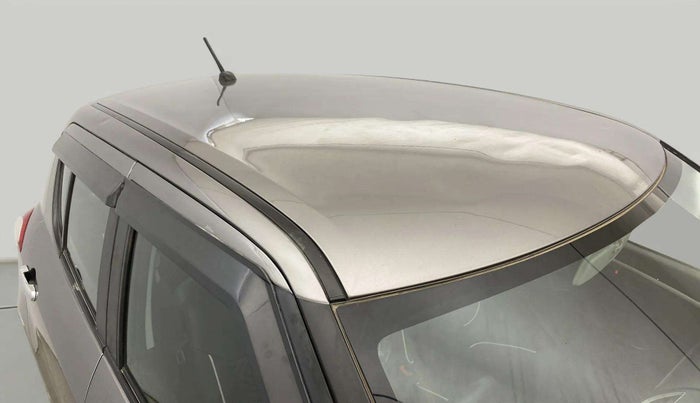 2017 Maruti Swift LXI (O), CNG, Manual, 46,745 km, Roof