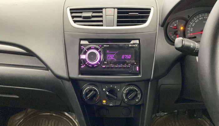 2017 Maruti Swift LXI (O), CNG, Manual, 46,745 km, Air Conditioner