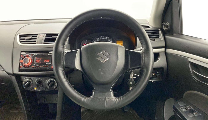 2017 Maruti Swift LXI (O), CNG, Manual, 46,745 km, Steering Wheel Close Up
