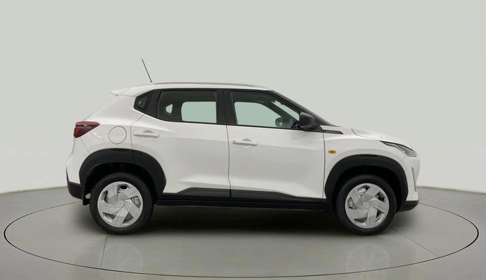 2022 Nissan MAGNITE XE, Petrol, Manual, 28,537 km, Right Side View