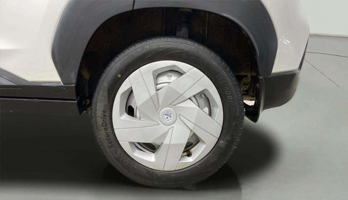 2022 Nissan MAGNITE XE, Petrol, Manual, 28,537 km, Left Rear Wheel