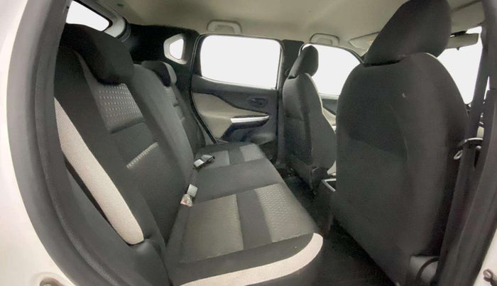 2022 Nissan MAGNITE XE, Petrol, Manual, 28,537 km, Right Side Rear Door Cabin