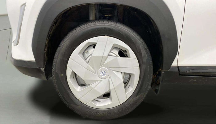 2022 Nissan MAGNITE XE, Petrol, Manual, 28,537 km, Left Front Wheel