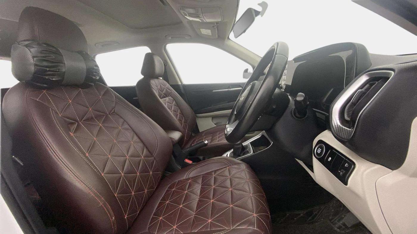 2021 KIA SONET HTX 1.5, Diesel, Manual, 93,396 km, Right Side Front Door Cabin