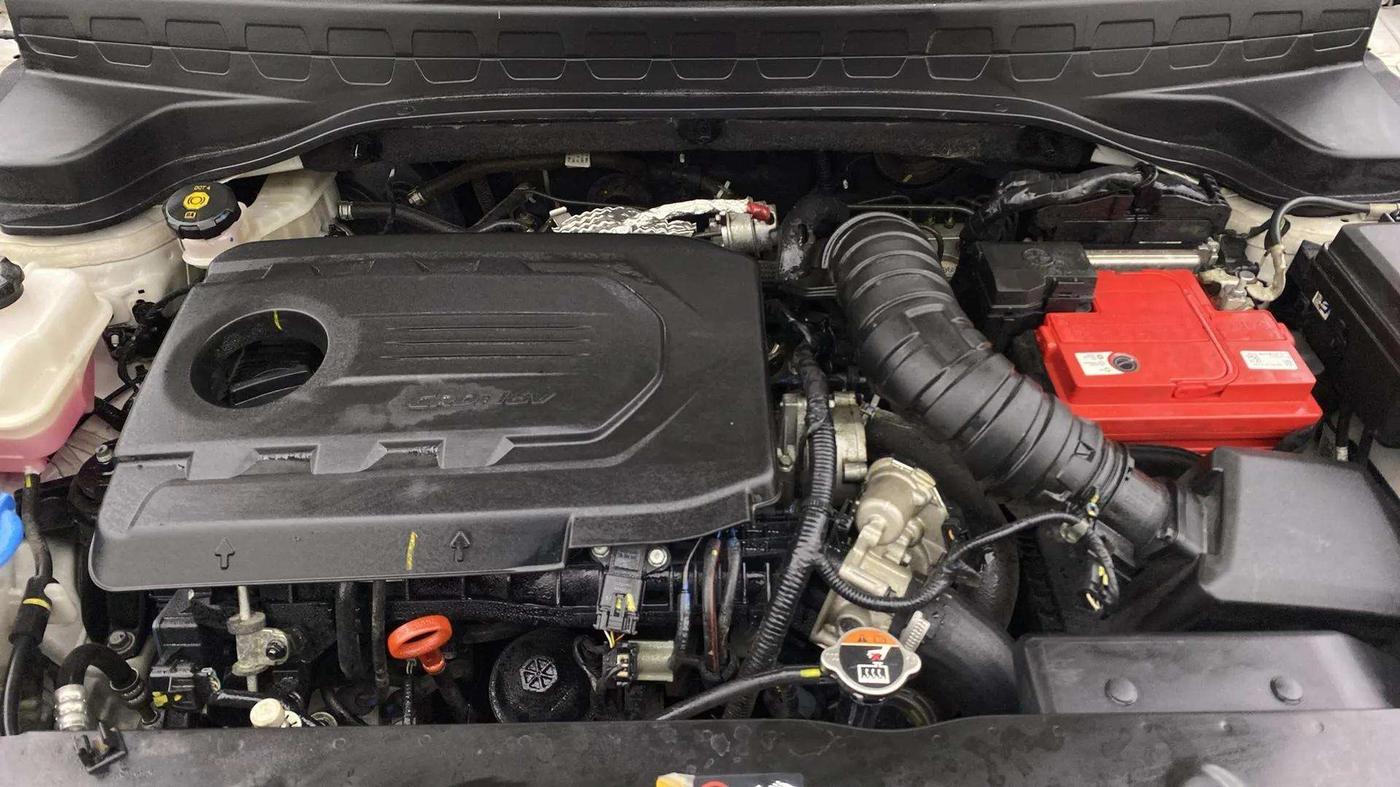 2021 KIA SONET HTX 1.5, Diesel, Manual, 93,396 km, Engine View