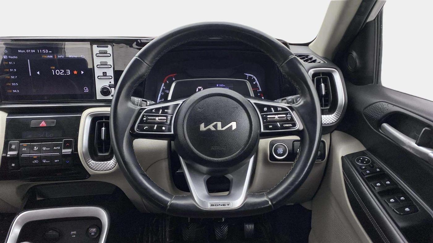 2021 KIA SONET HTX 1.5, Diesel, Manual, 93,396 km, Steering Wheel Close Up