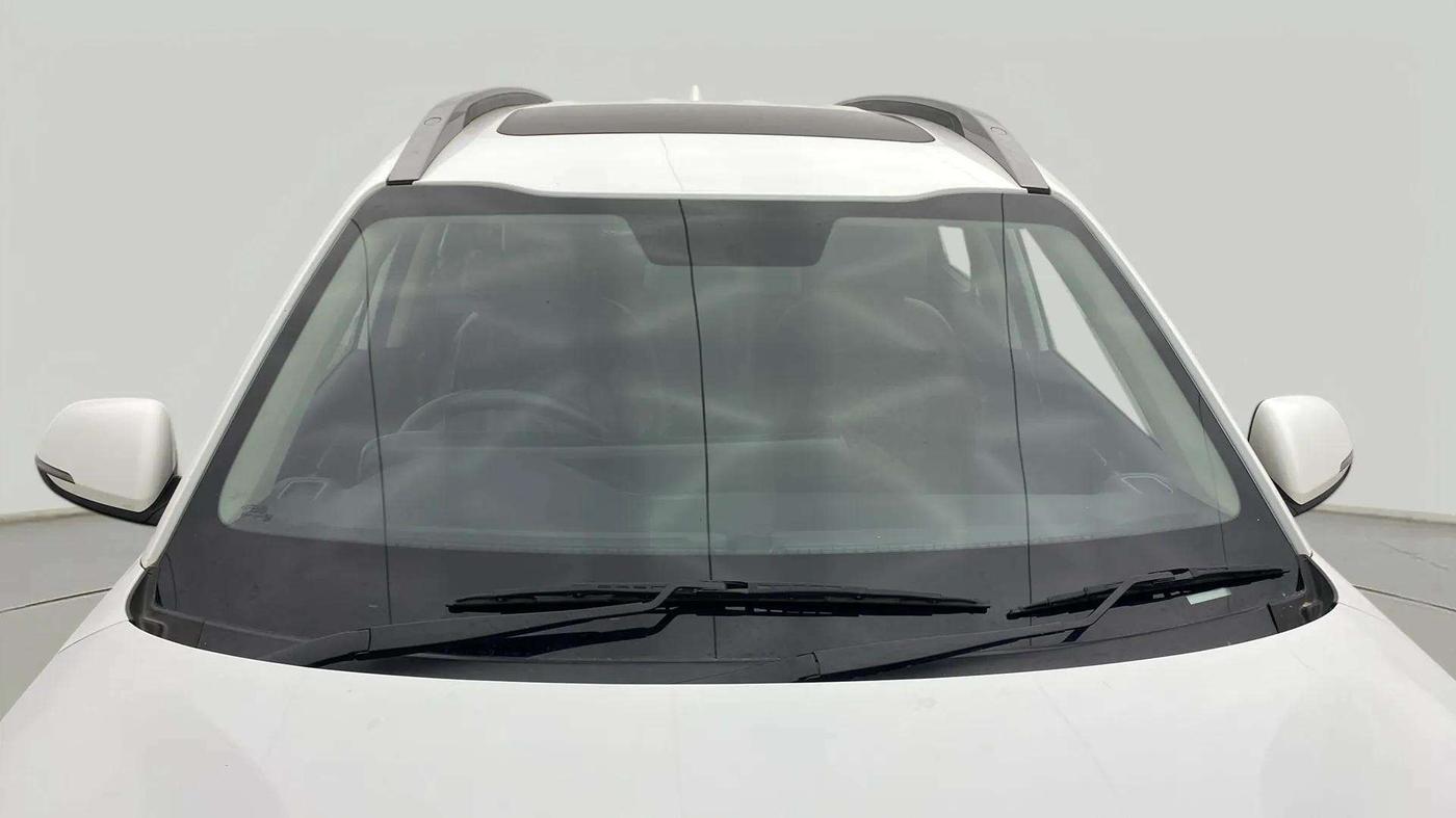 2021 KIA SONET HTX 1.5, Diesel, Manual, 93,396 km, Front Windshield
