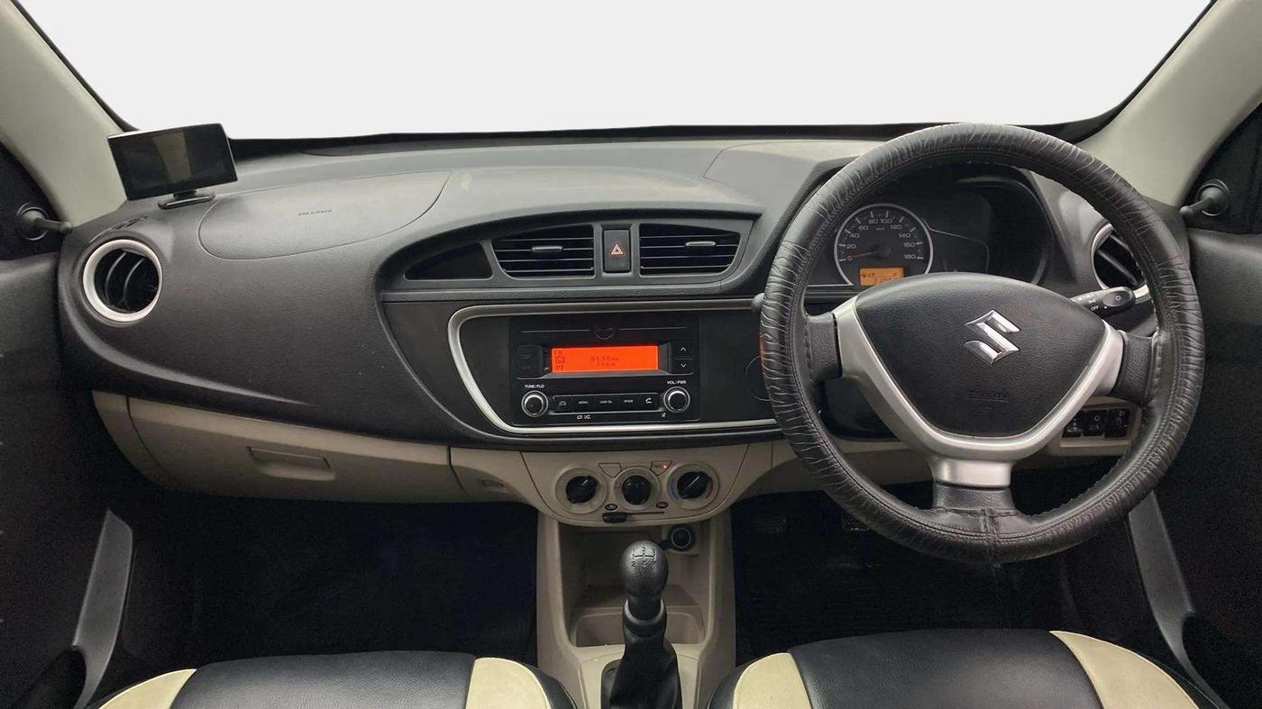 2019 Maruti Alto VXI, Petrol, Manual, 31,354 km, Dashboard