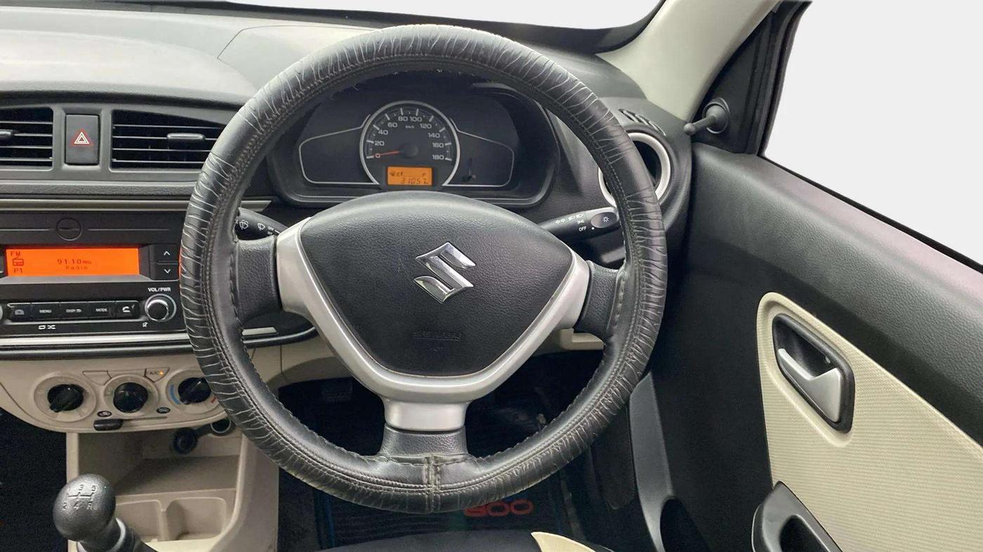 2019 Maruti Alto VXI, Petrol, Manual, 31,354 km, Steering Wheel Close Up