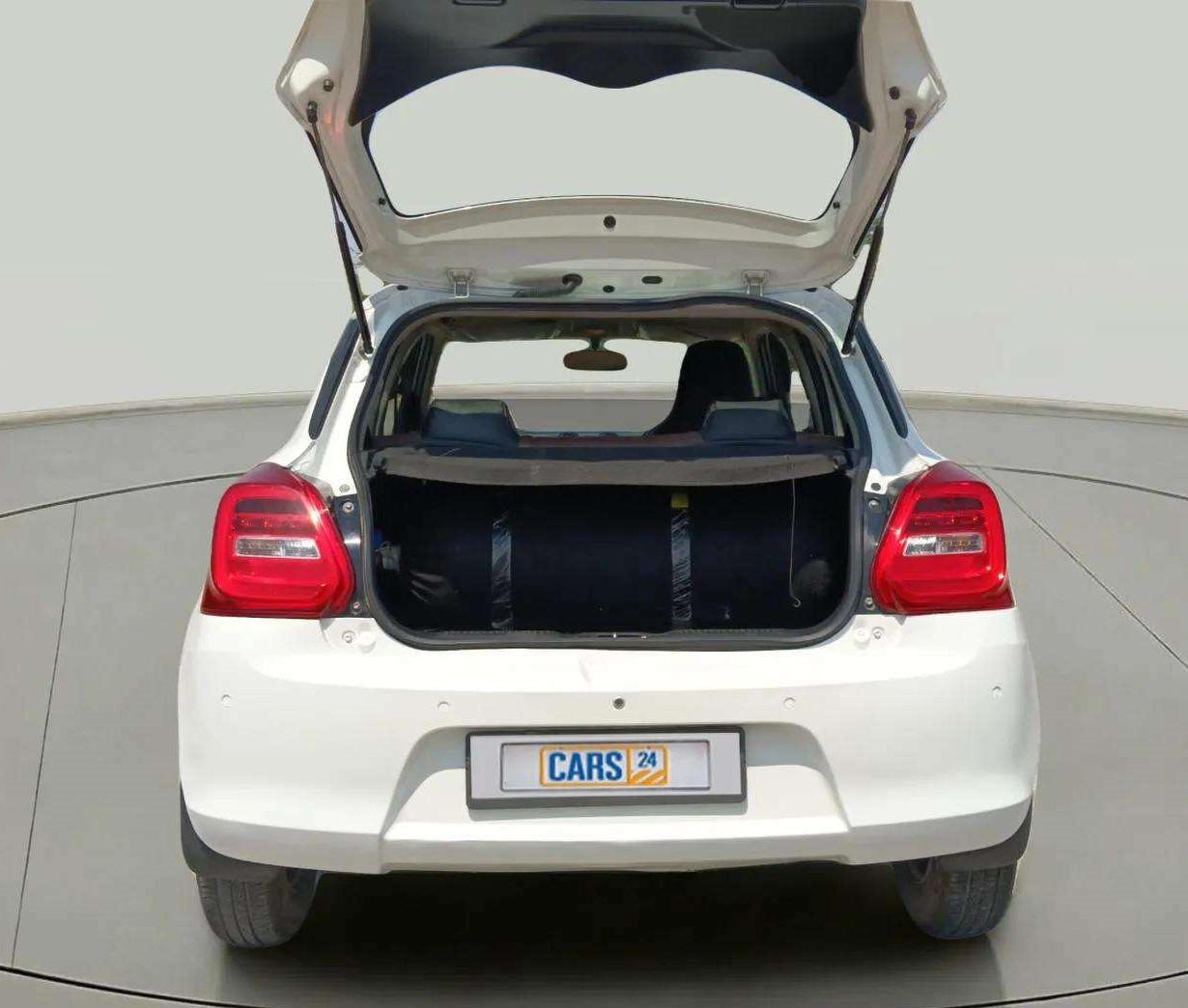 2021 Maruti Swift LXI, CNG, Manual, 38,923 km, Boot Inside
