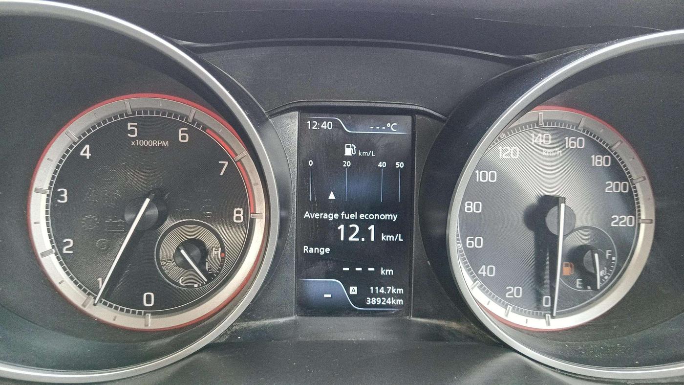 2021 Maruti Swift LXI, CNG, Manual, 38,923 km, Odometer Image
