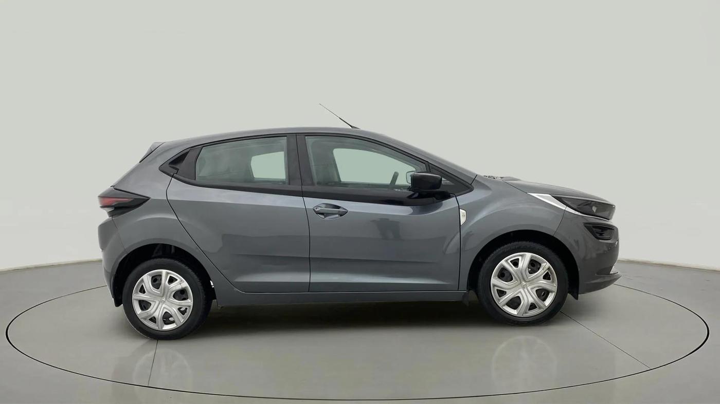 2022 Tata ALTROZ XM PLUS PETROL, Petrol, Manual, 17,874 km, Right Side View