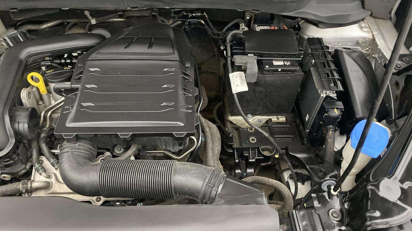 2021 Skoda KUSHAQ ACTIVE 1.0L TSI MT, Petrol, Manual, 47,658 km, Engine View - Left